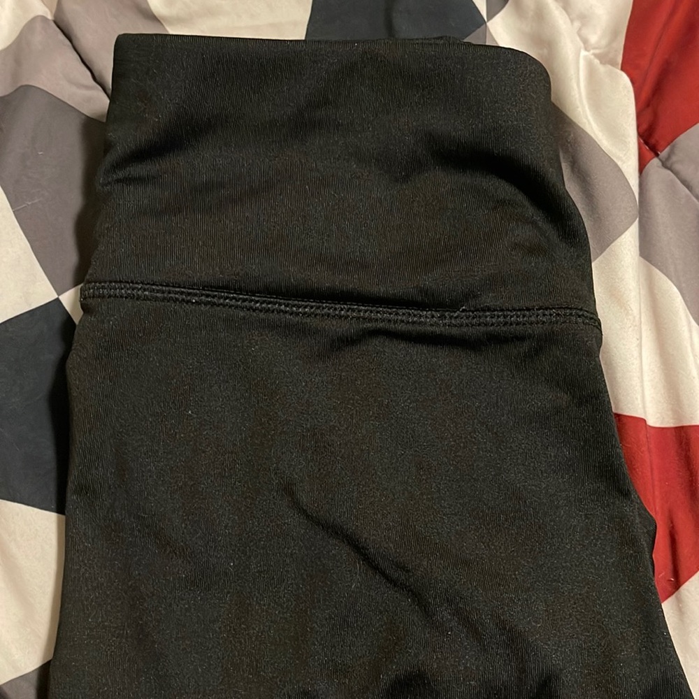 Running leggings brand new size small in black